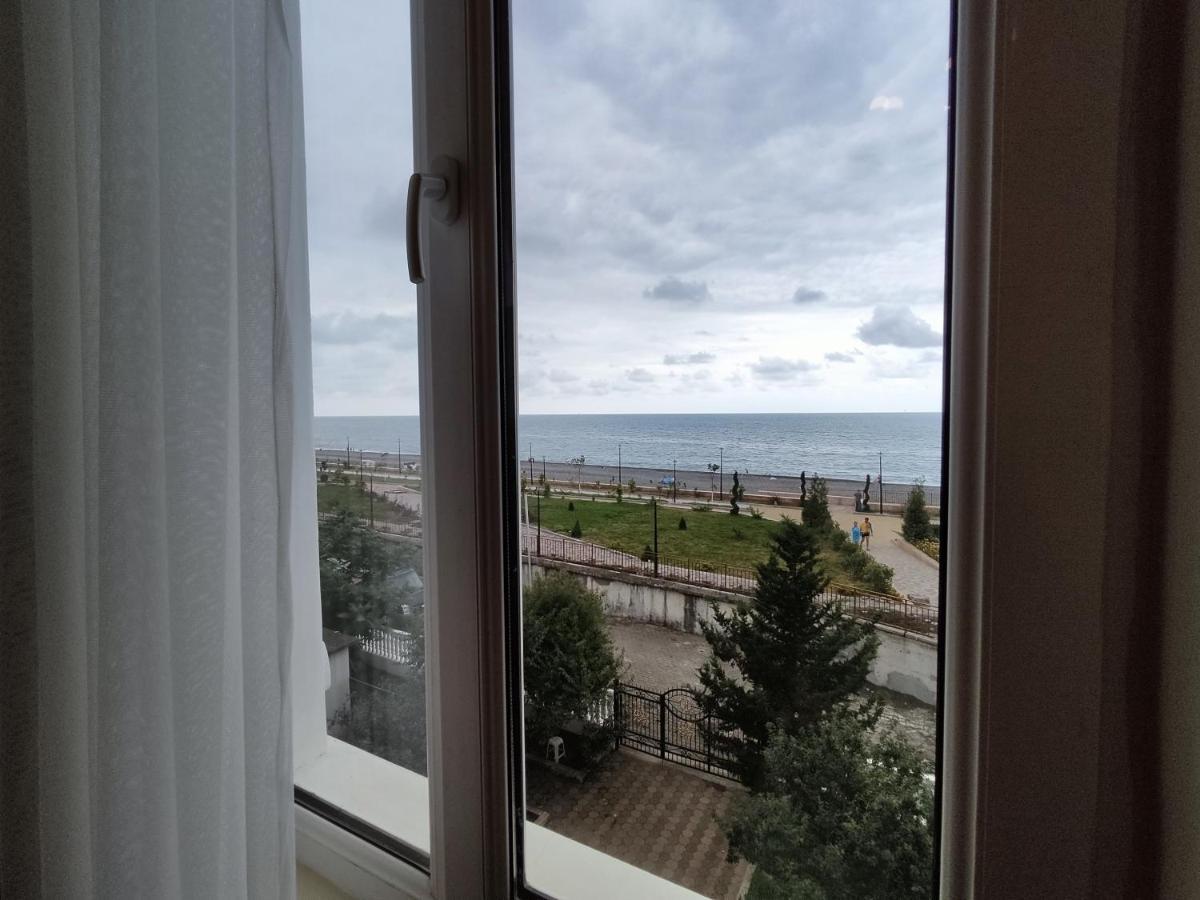 Guesthouse White Swan Kobuleti Exterior foto