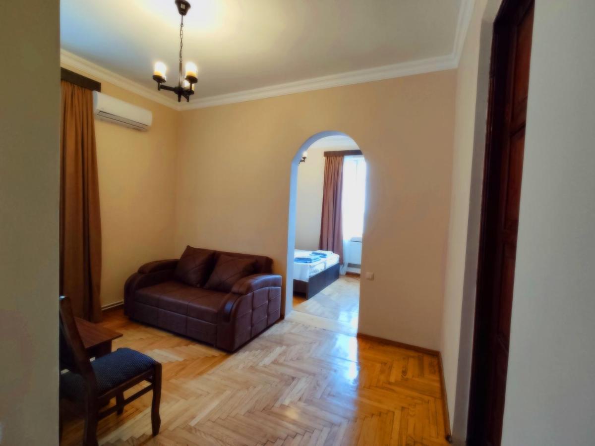 Guesthouse White Swan Kobuleti Exterior foto