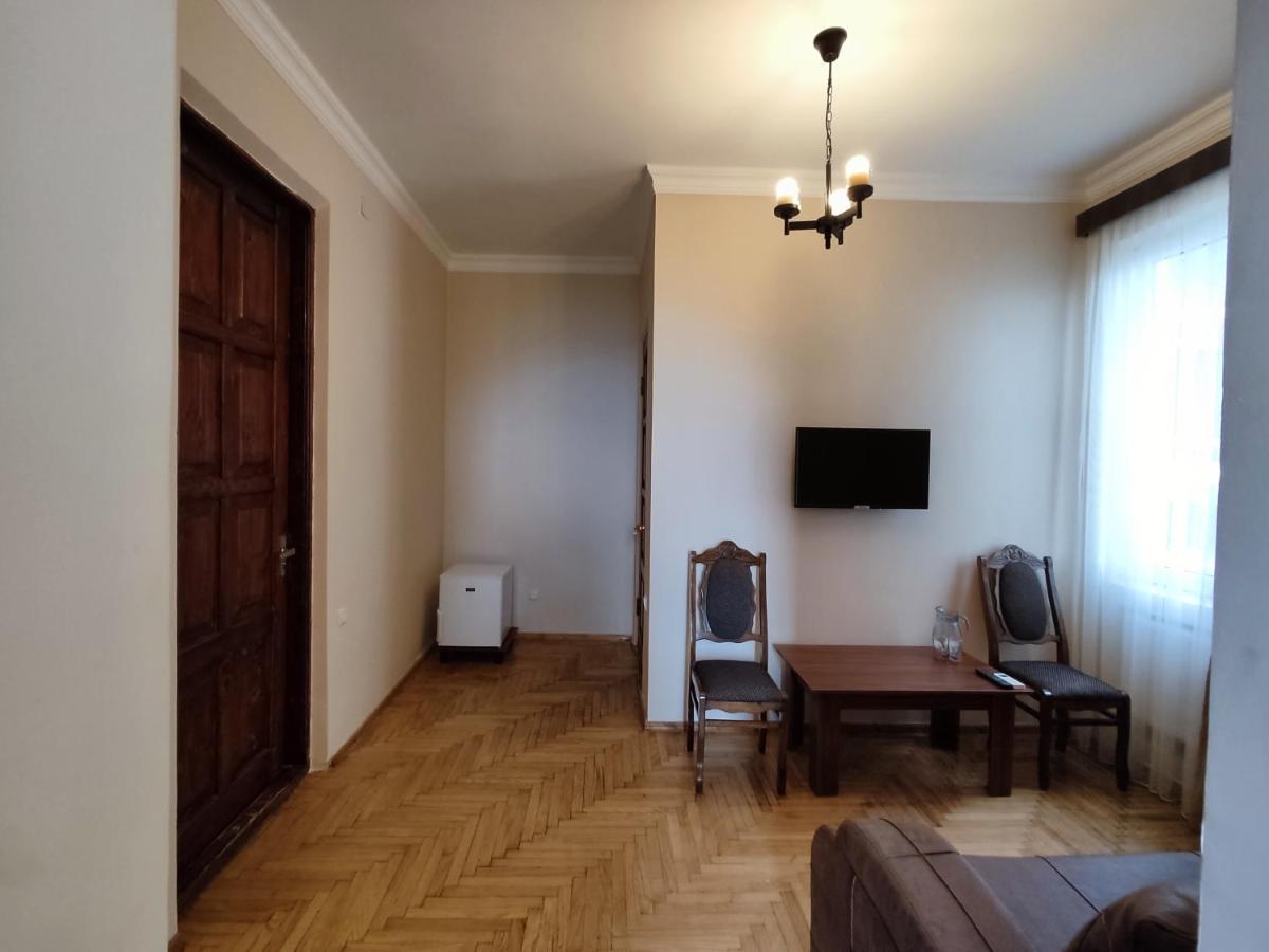 Guesthouse White Swan Kobuleti Exterior foto