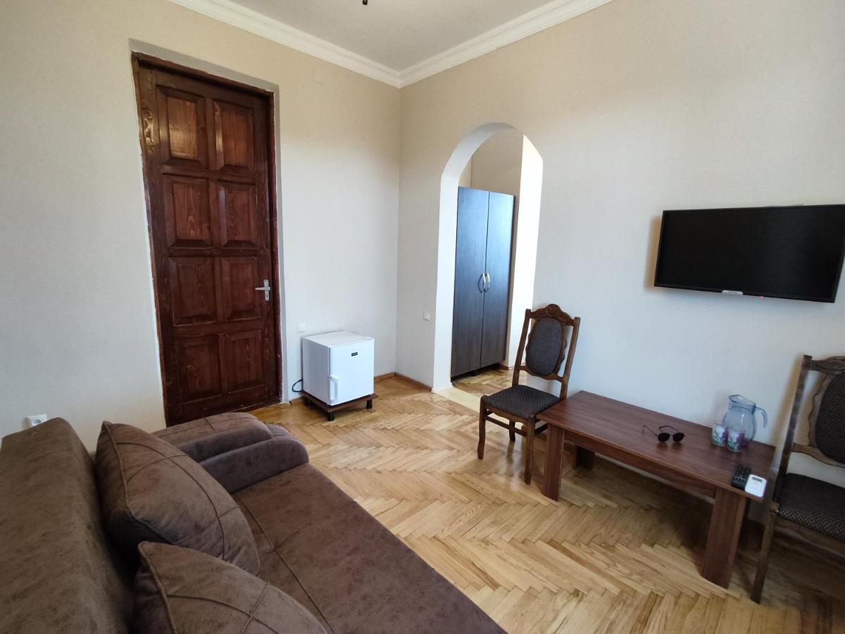 Guesthouse White Swan Kobuleti Exterior foto