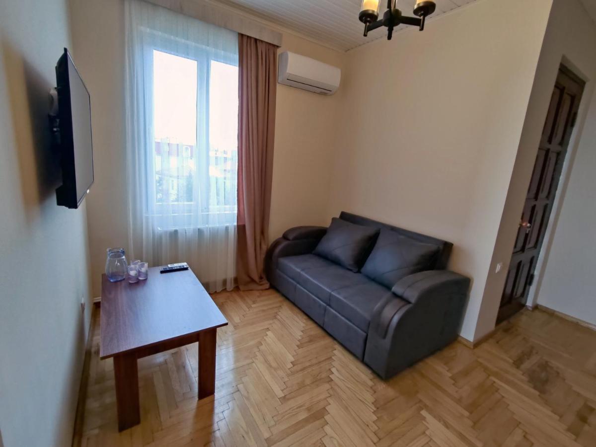 Guesthouse White Swan Kobuleti Exterior foto