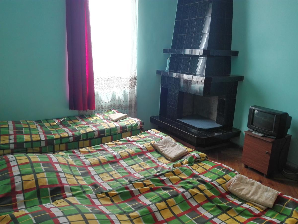 Guesthouse White Swan Kobuleti Exterior foto