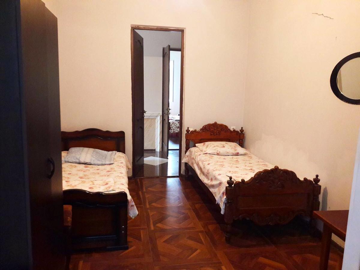 Guesthouse White Swan Kobuleti Exterior foto